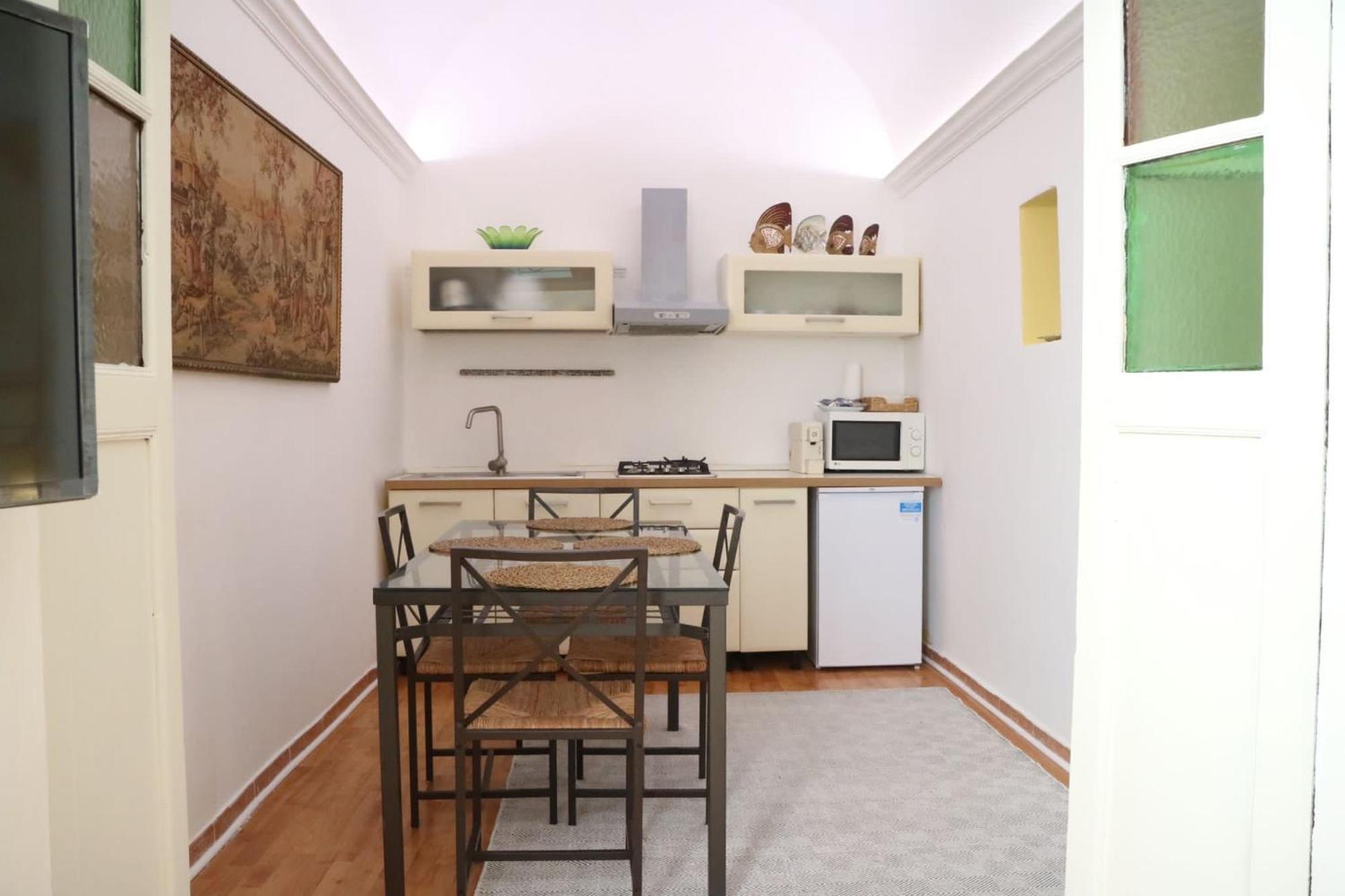Toffee Palmari 23 - Seven Suites San Remo Kültér fotó
