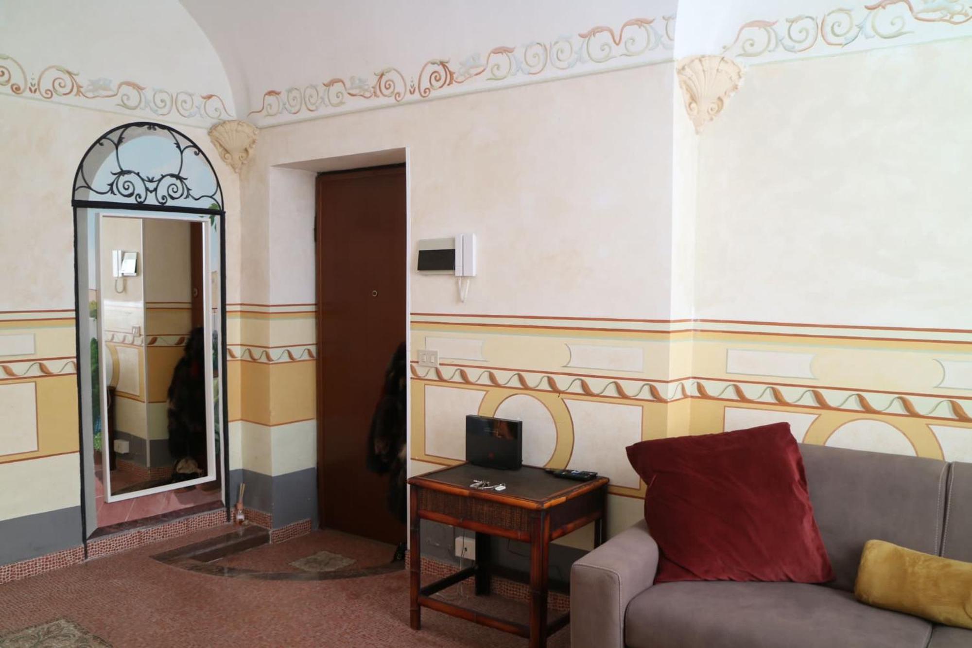 Toffee Palmari 23 - Seven Suites San Remo Kültér fotó