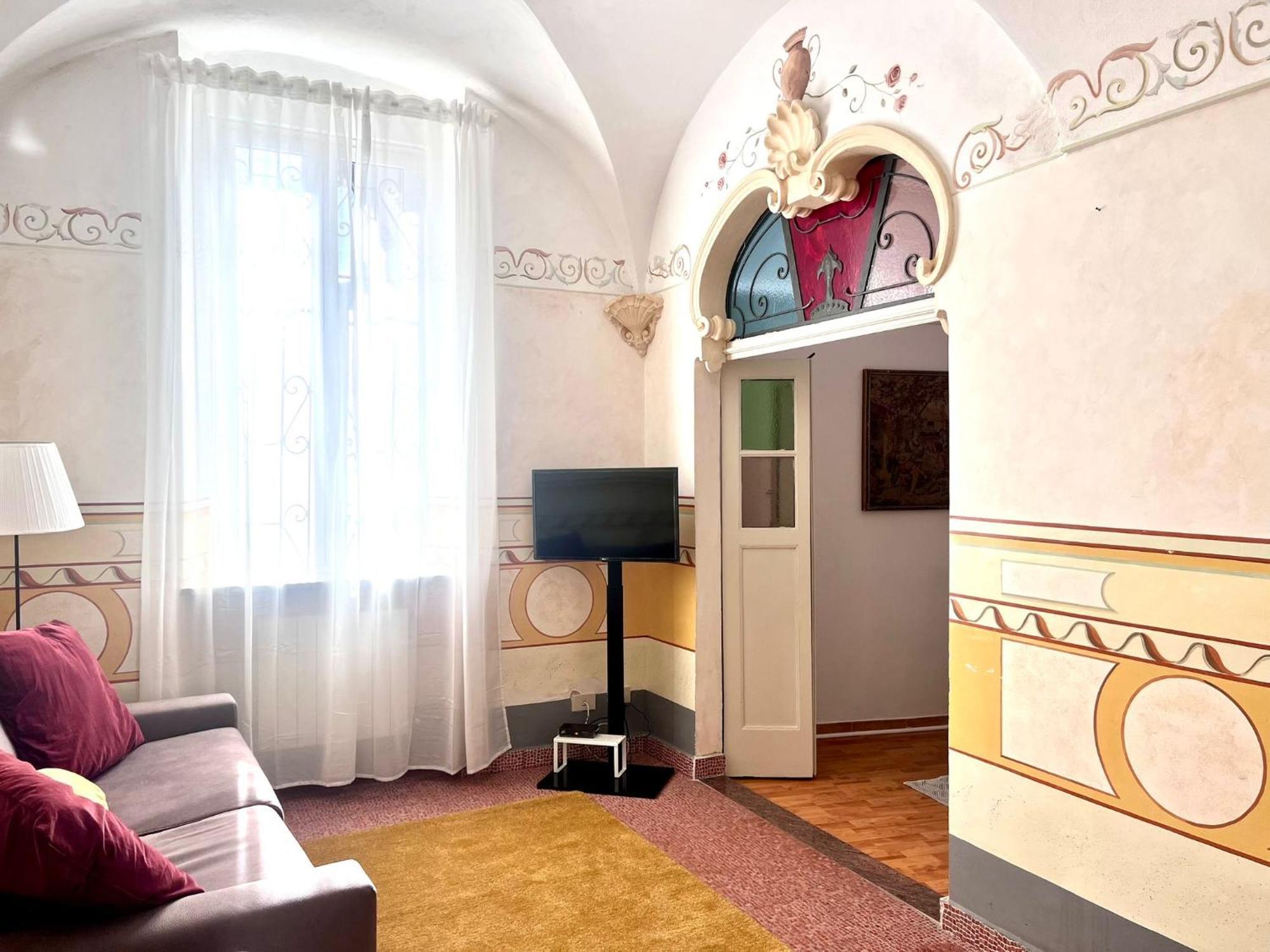 Toffee Palmari 23 - Seven Suites San Remo Kültér fotó